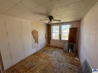 2012 1st, Terre Haute, IN 47807