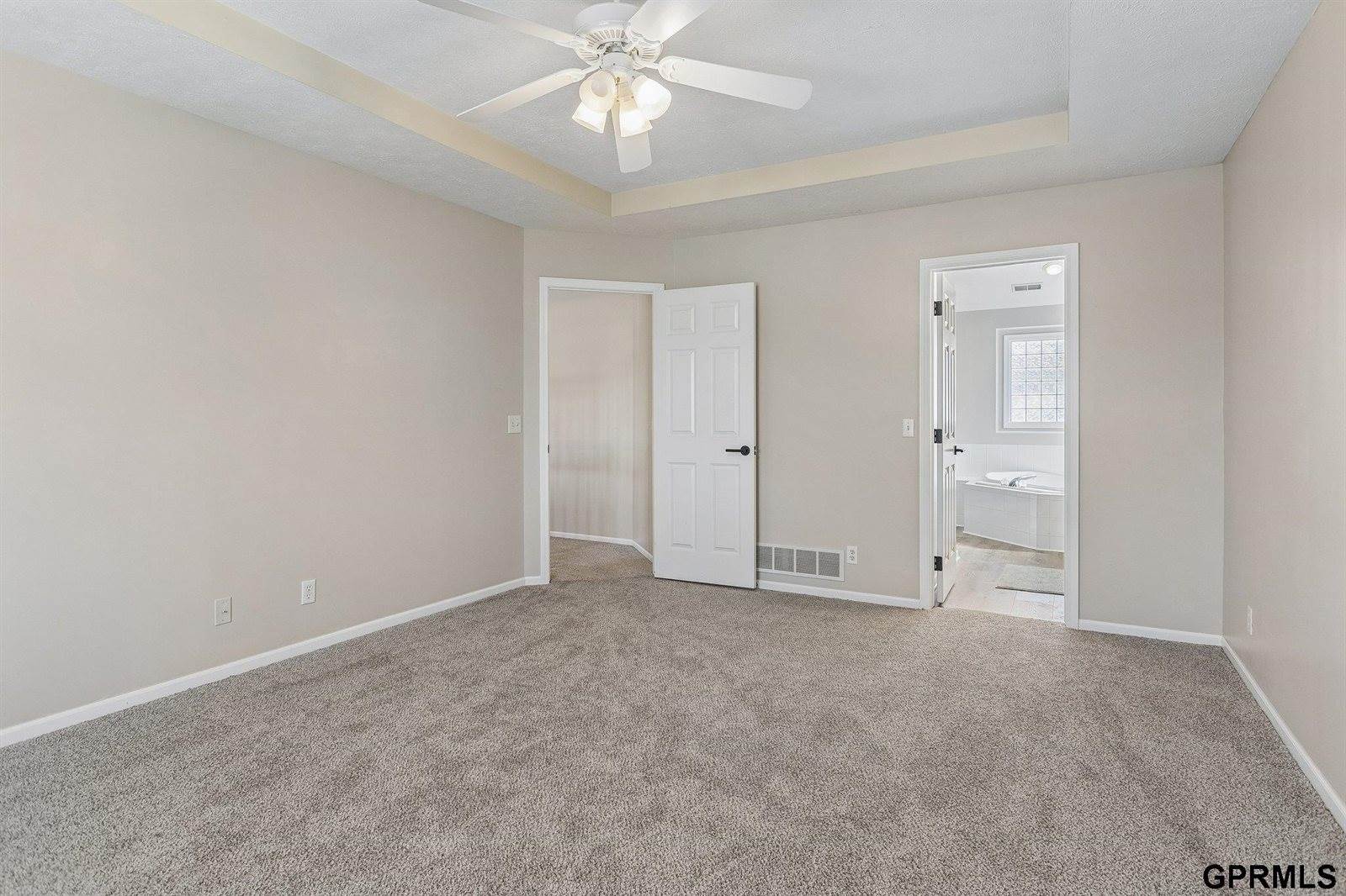 4811 North 142Nd Street, Omaha, NE 68164
