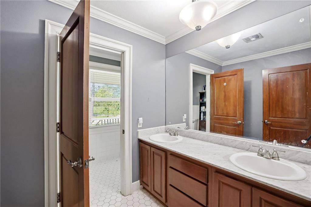 220 Tchefuncte Drive, Covington, LA 70433