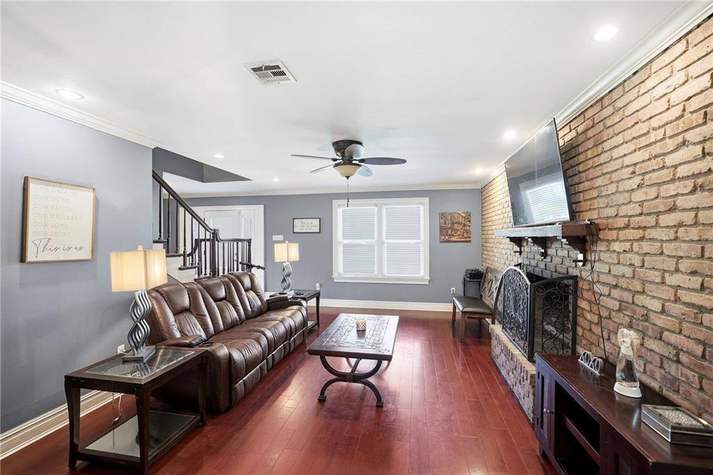 220 Tchefuncte Drive, Covington, LA 70433