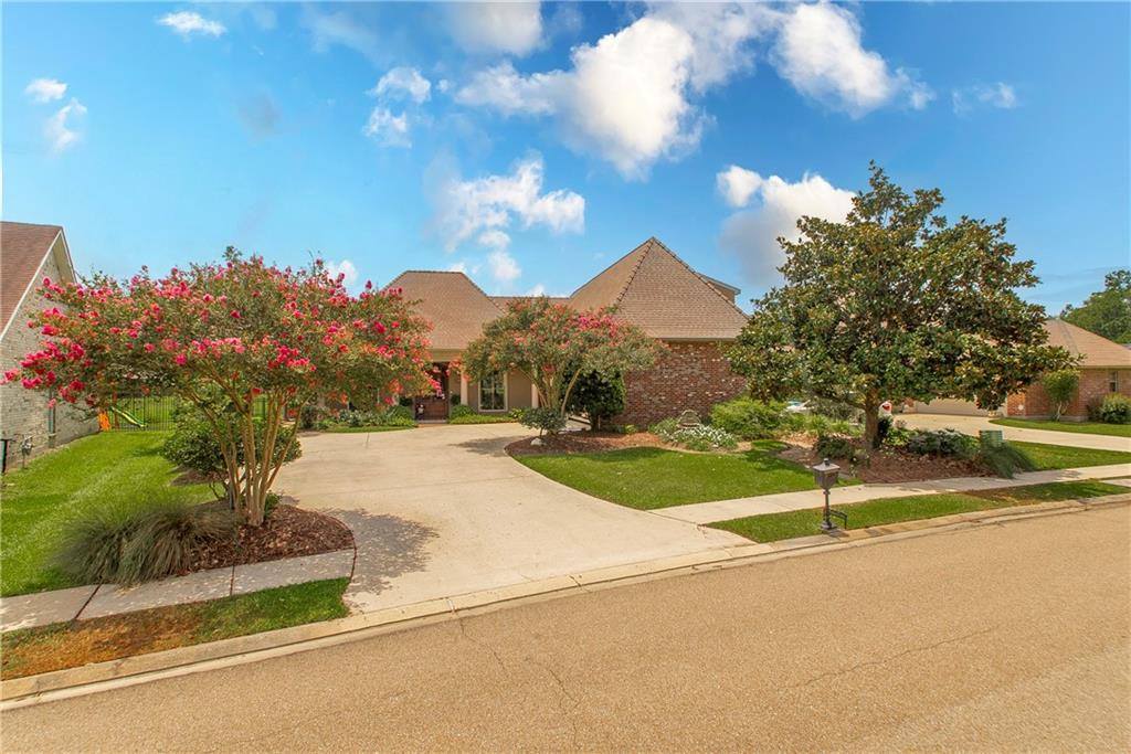 451 Lake Orleans Boulevard, Ponchatoula, LA 70454