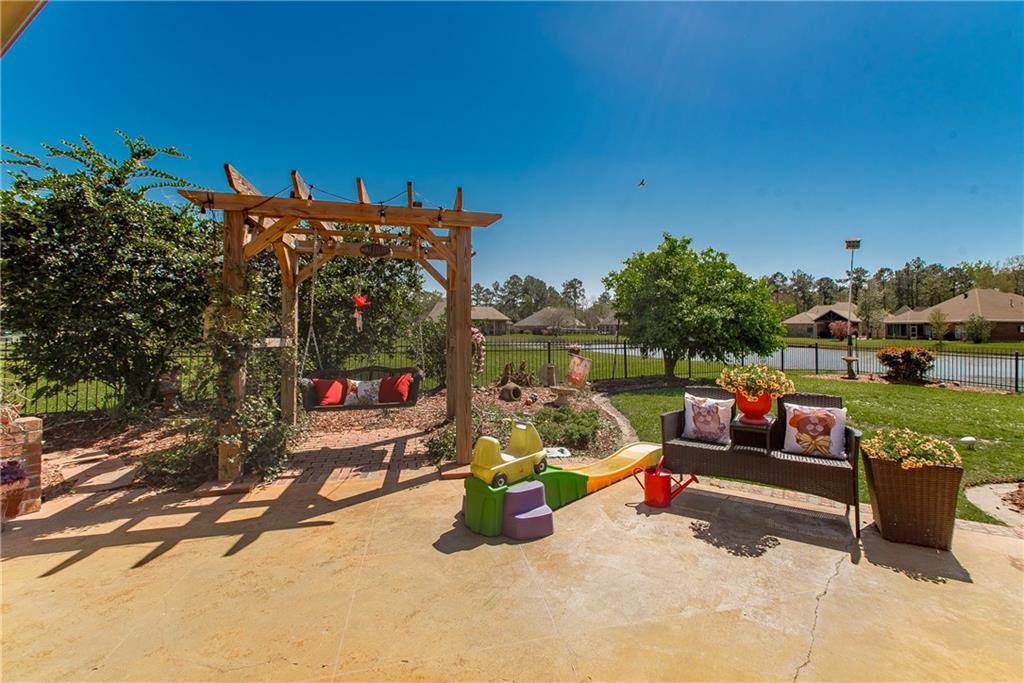 451 Lake Orleans Boulevard, Ponchatoula, LA 70454