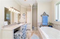 451 Lake Orleans Boulevard, Ponchatoula, LA 70454