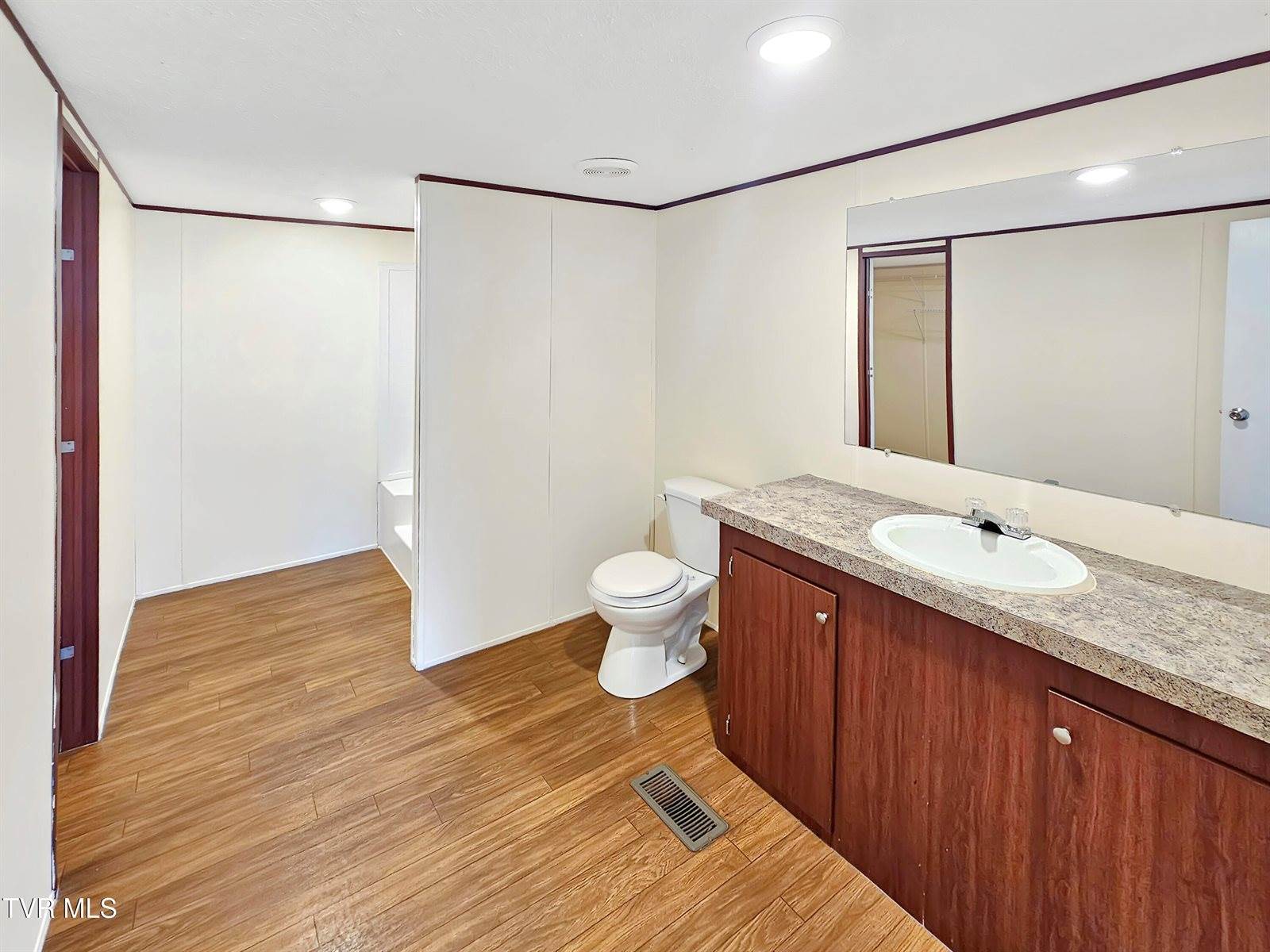 1770 Highway 91, Elizabethton, TN 37643