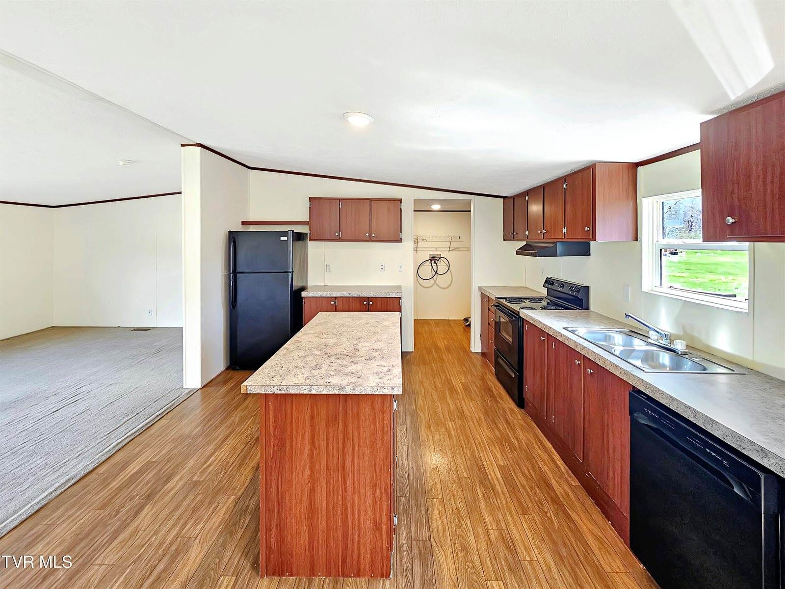 1770 Highway 91, Elizabethton, TN 37643