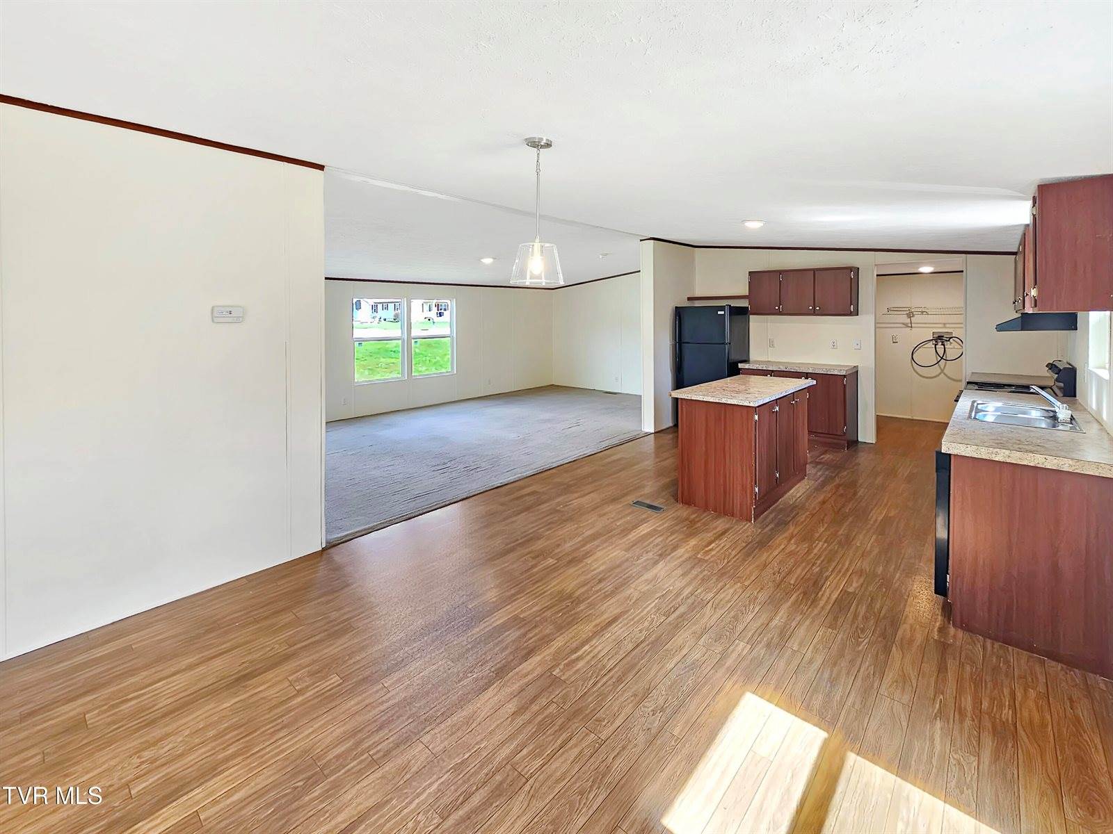 1770 Highway 91, Elizabethton, TN 37643