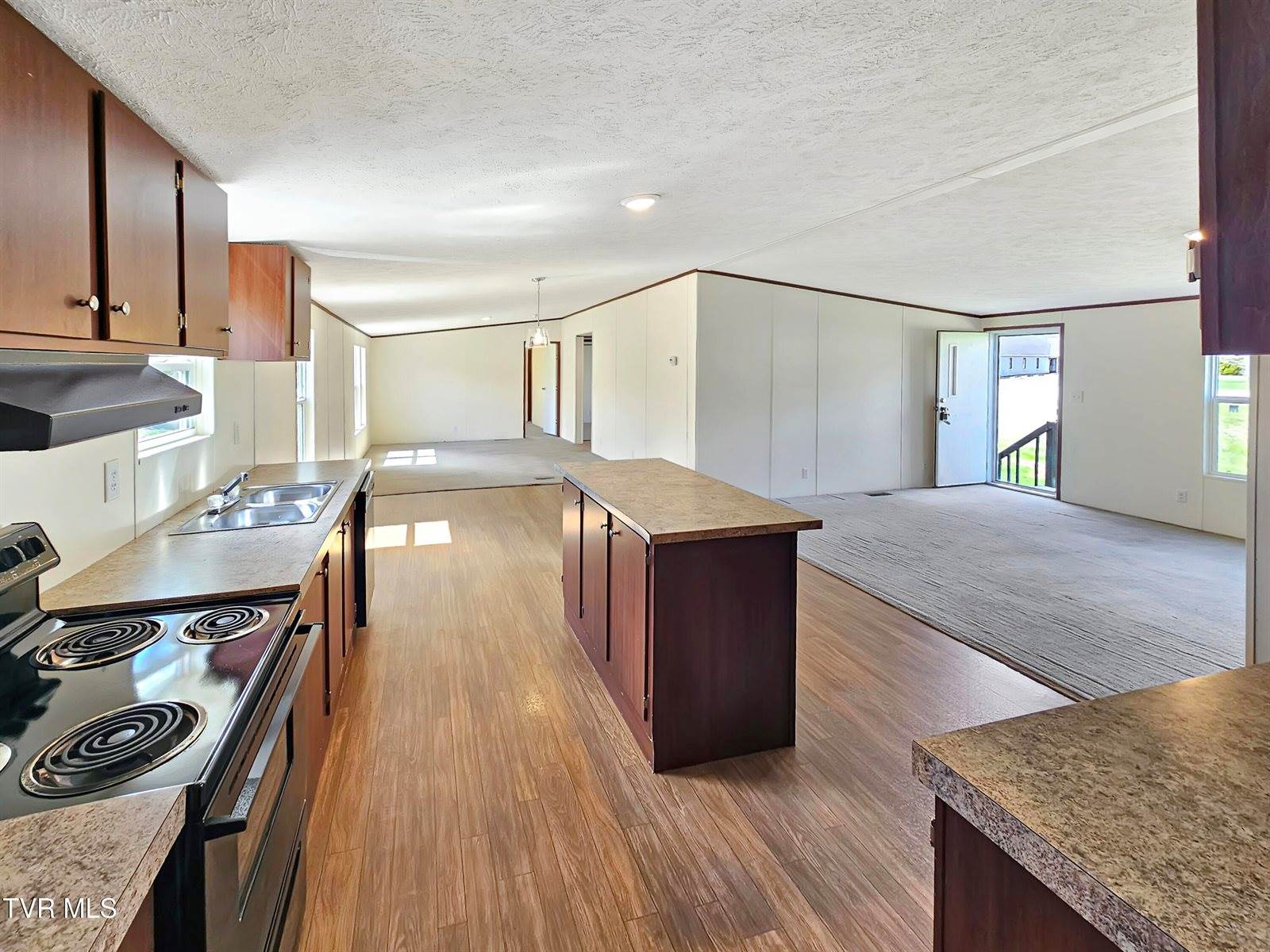 1770 Highway 91, Elizabethton, TN 37643