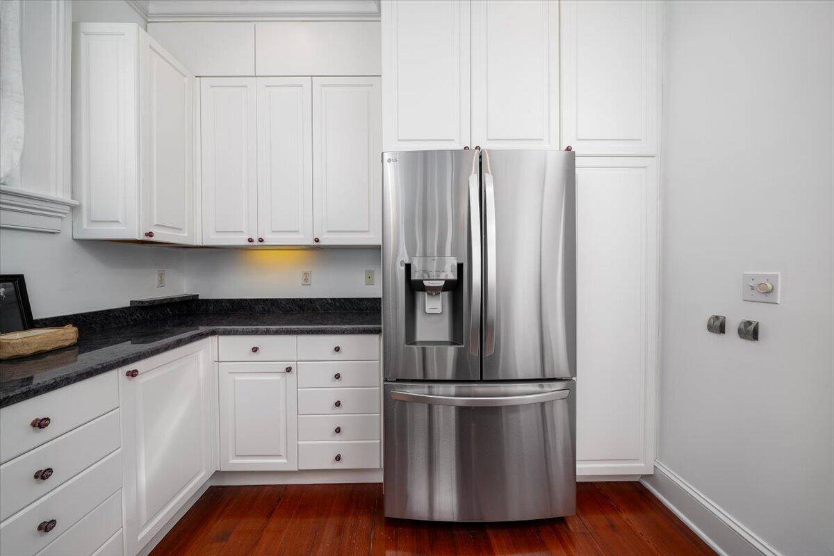 180 Broad Street, Apt C, Charleston, SC 29401