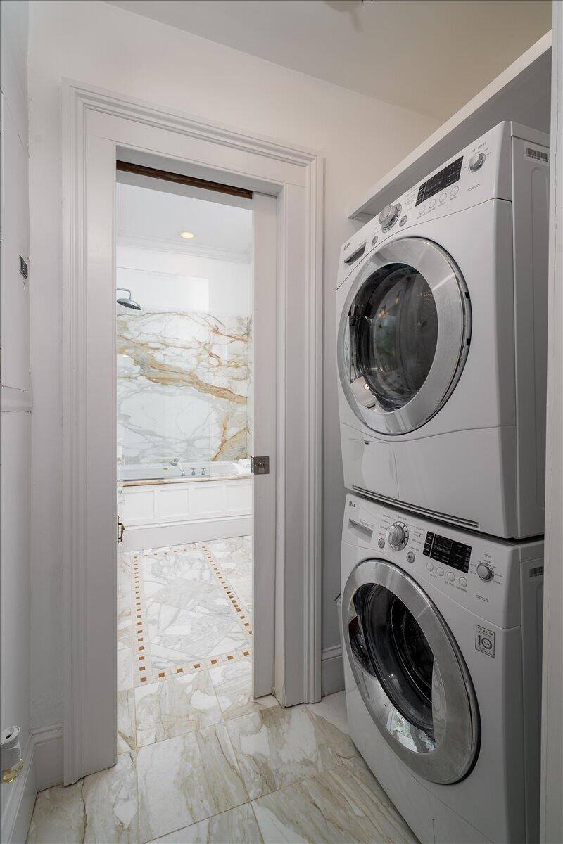 180 Broad Street, Apt C, Charleston, SC 29401