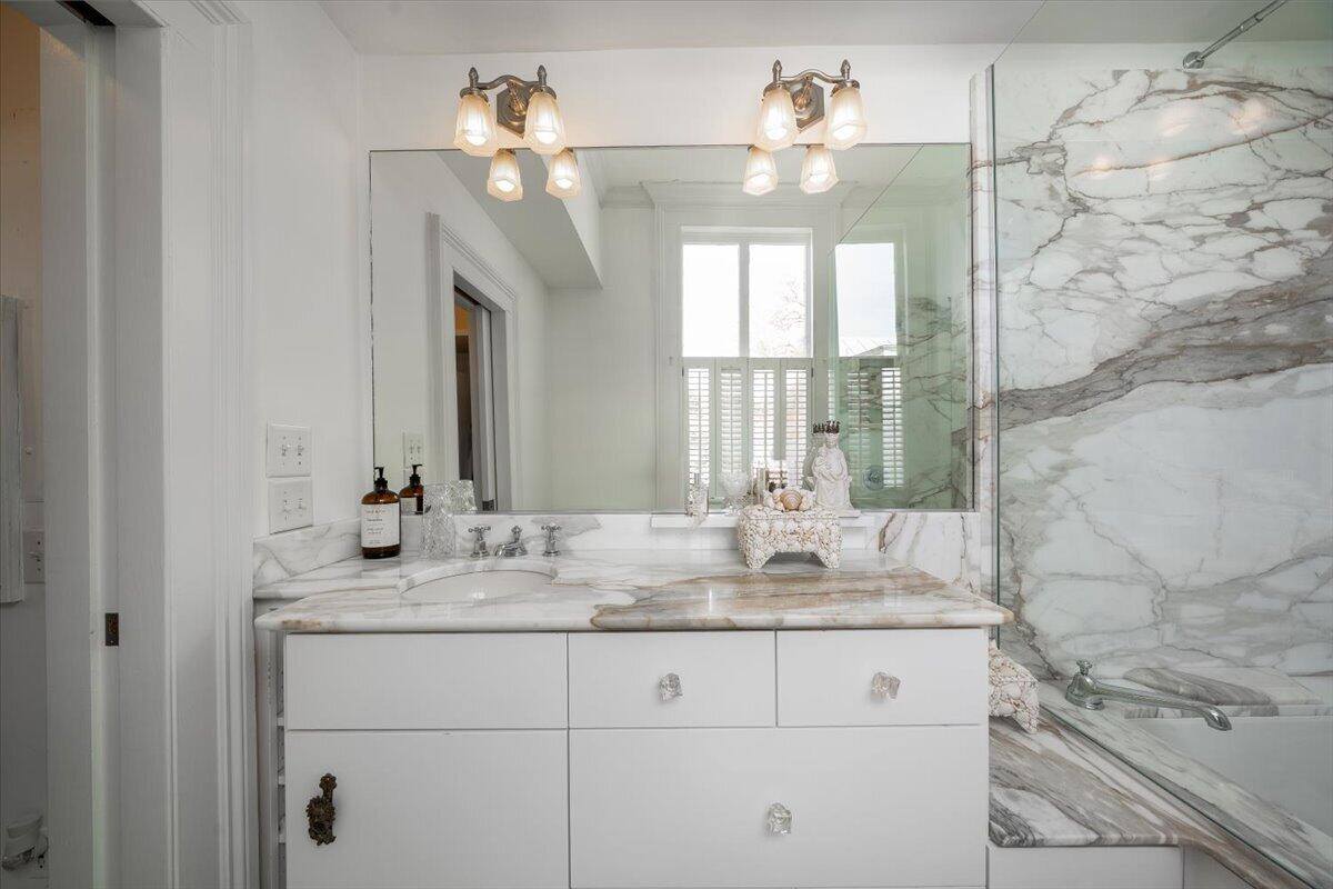 180 Broad Street, Apt C, Charleston, SC 29401