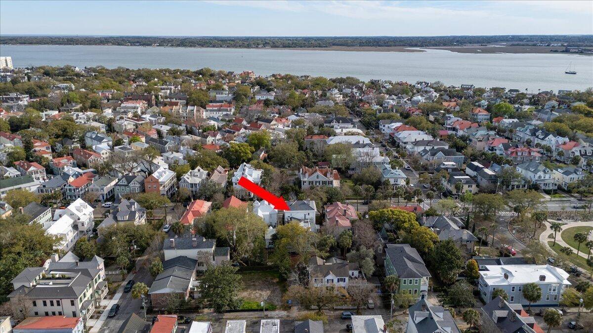 180 Broad Street, Apt C, Charleston, SC 29401