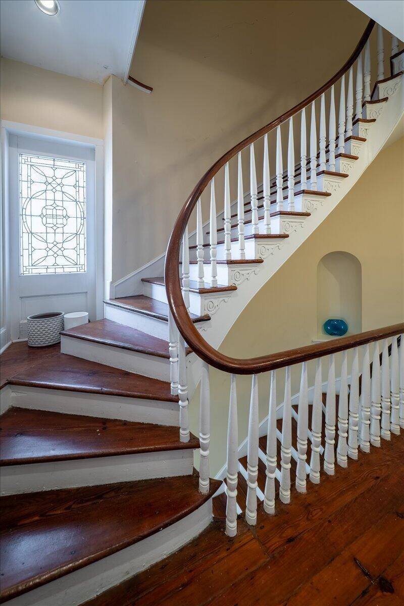 180 Broad Street, Apt C, Charleston, SC 29401