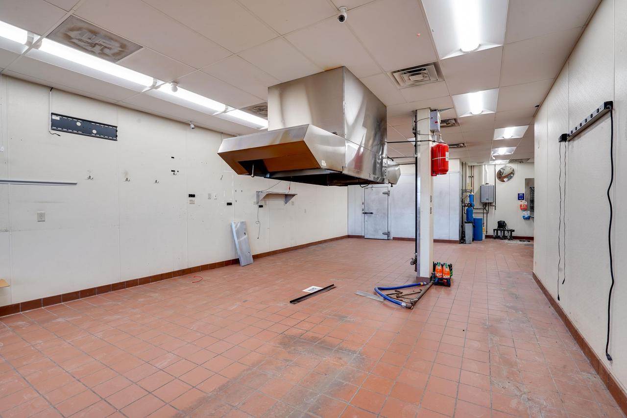 112 W Maple Avenue, Beaver Dam, WI 53916