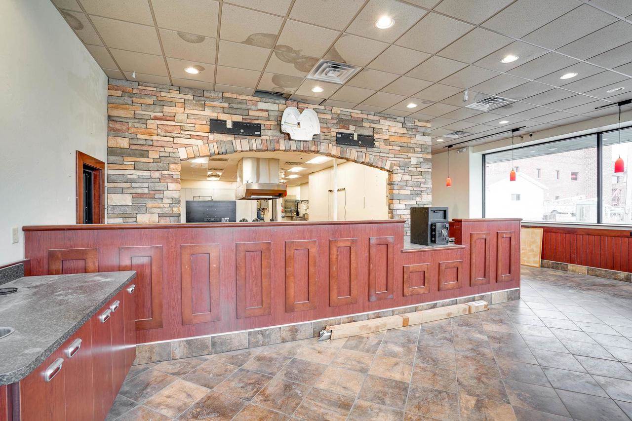 112 W Maple Avenue, Beaver Dam, WI 53916