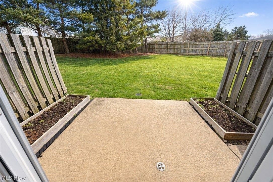 370 Eden Lane, Medina, OH 44256