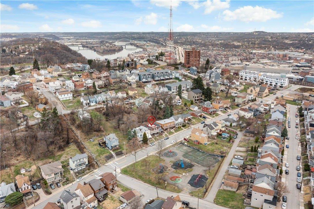246.5 Shaler St, Mt Washington, PA 15211