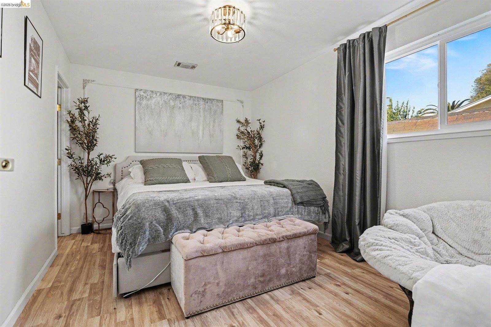 936 Santa Cruz Dr, Pleasant Hill, CA 94523