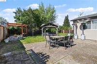 936 Santa Cruz Dr, Pleasant Hill, CA 94523