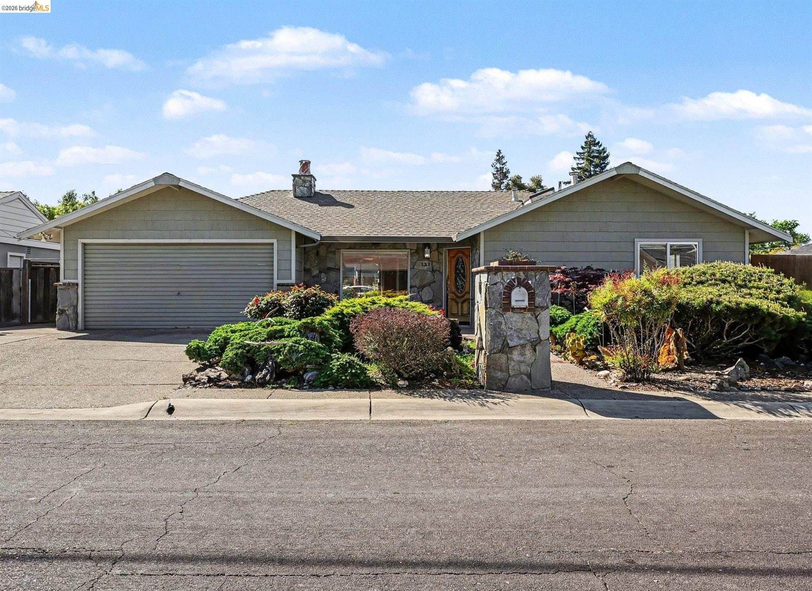 131 Hazel Dr, Pleasant Hill, CA 94523