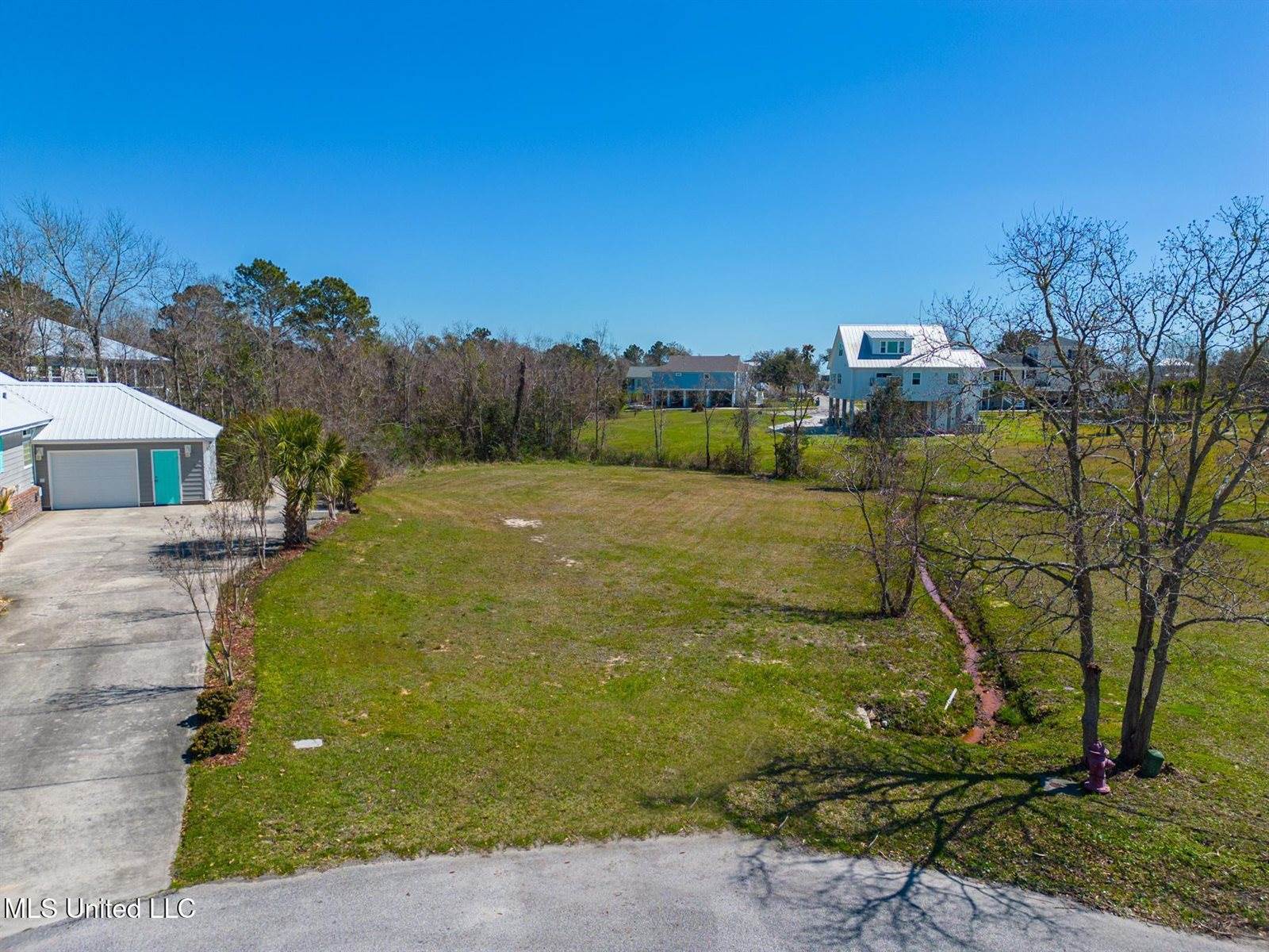 Adams Lane, Waveland, MS 39576