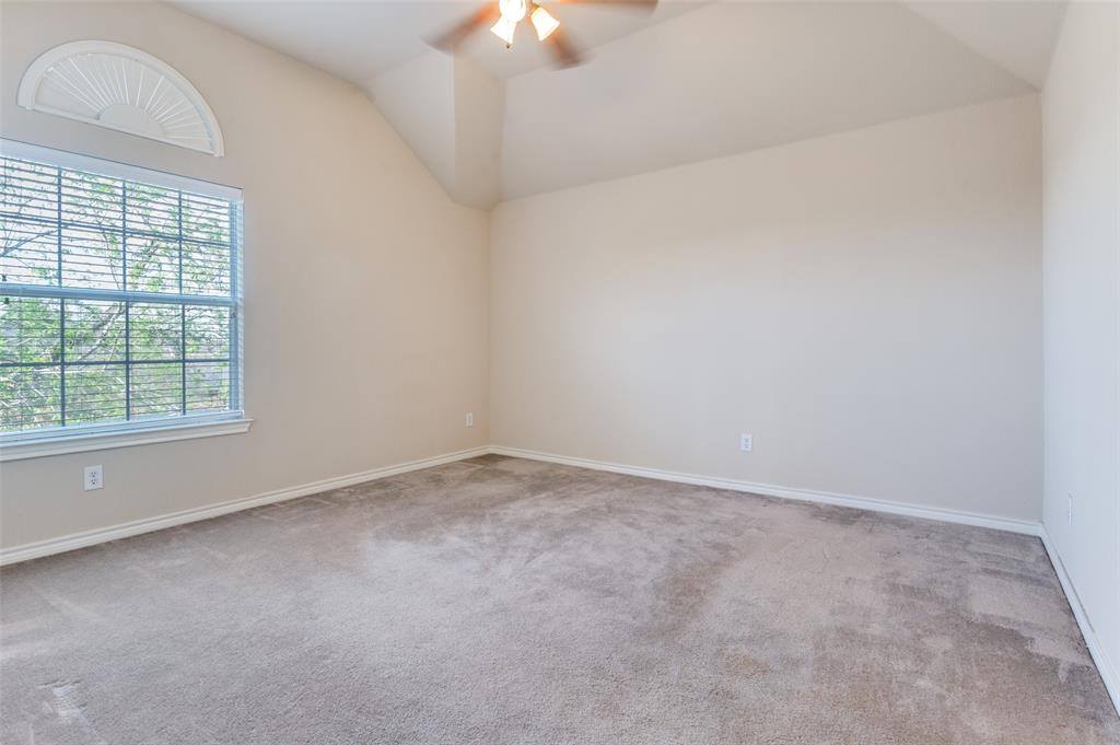 1740 Bramble Creek Drive, DeSoto, TX 75115