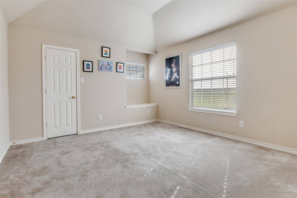 1740 Bramble Creek Drive, DeSoto, TX 75115