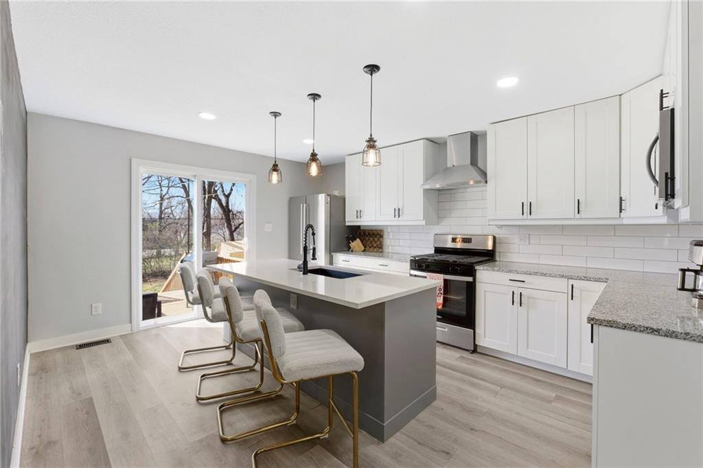 409 West 86th Terrace, Kansas City, MO 64114