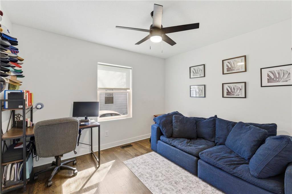 409 West 86th Terrace, Kansas City, MO 64114