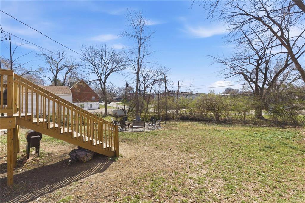409 West 86th Terrace, Kansas City, MO 64114