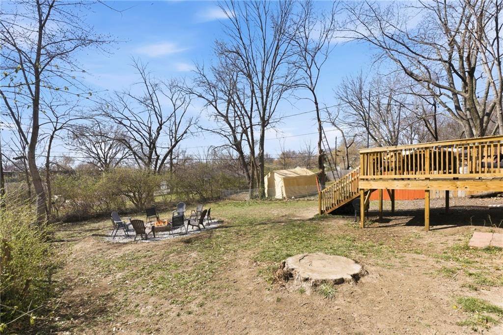 409 West 86th Terrace, Kansas City, MO 64114