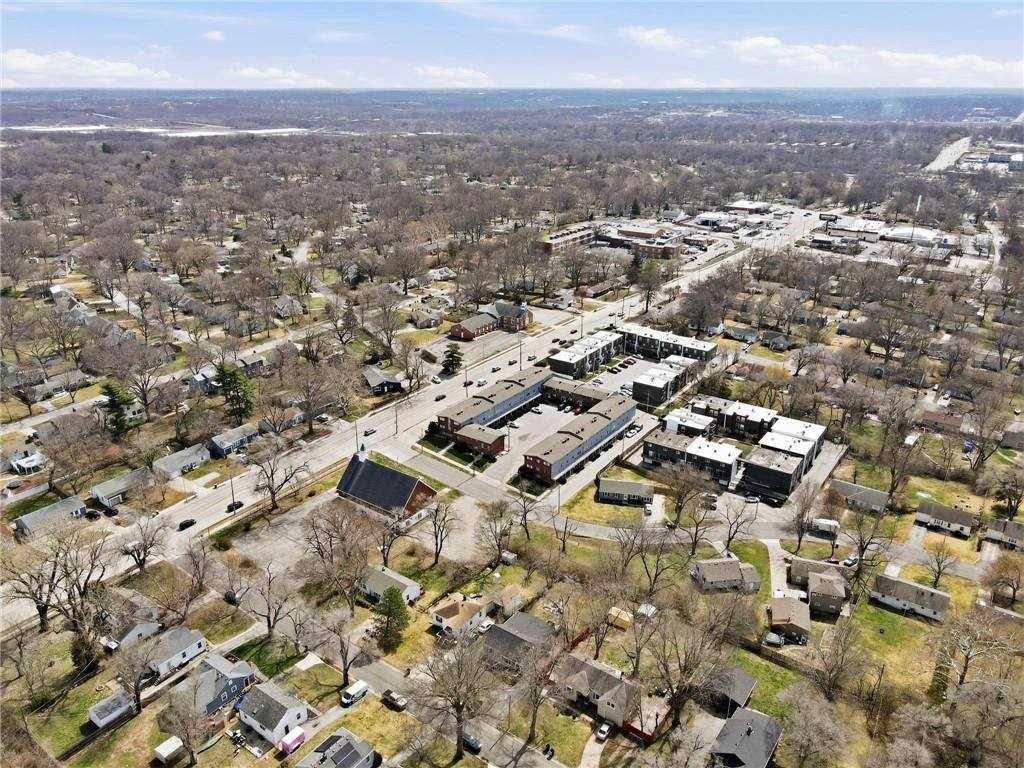 409 West 86th Terrace, Kansas City, MO 64114
