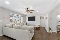 409 West 86th Terrace, Kansas City, MO 64114