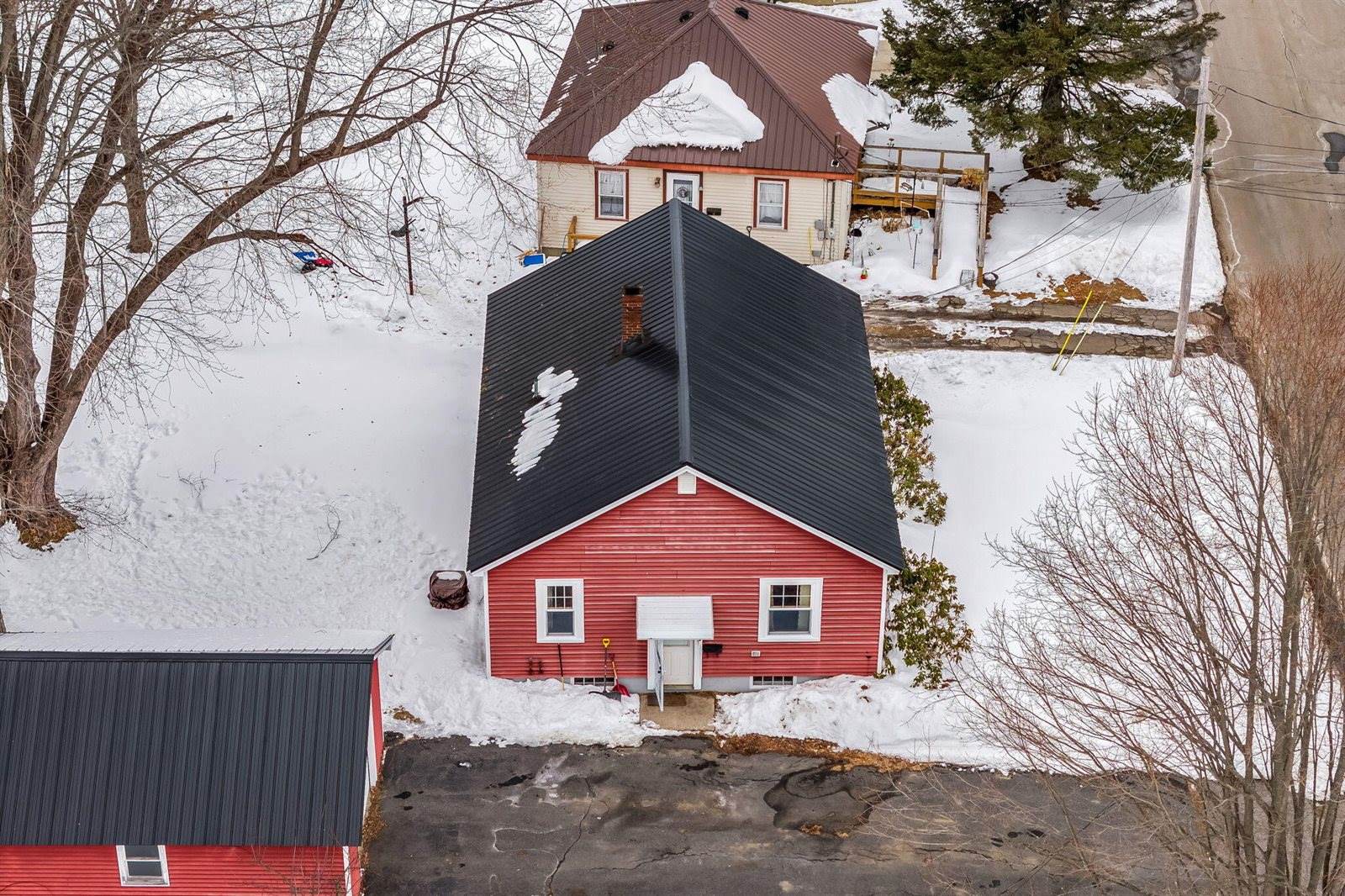 6 Hillcrest Street, Gardiner, ME 04345