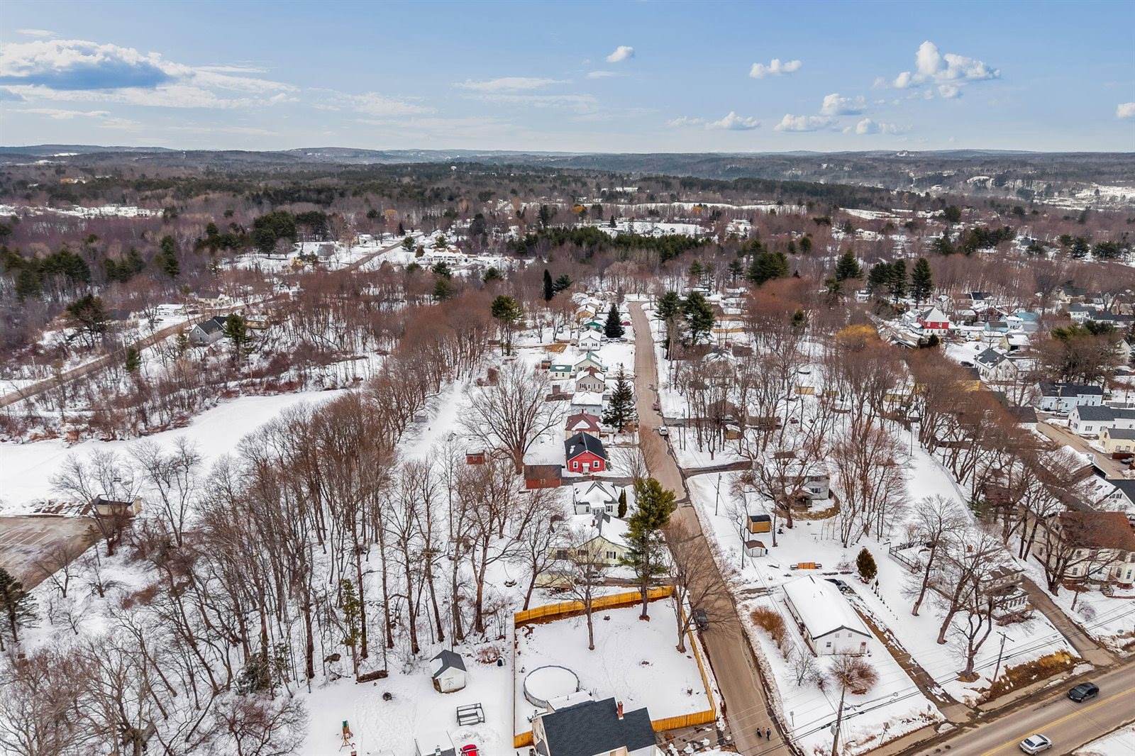 6 Hillcrest Street, Gardiner, ME 04345