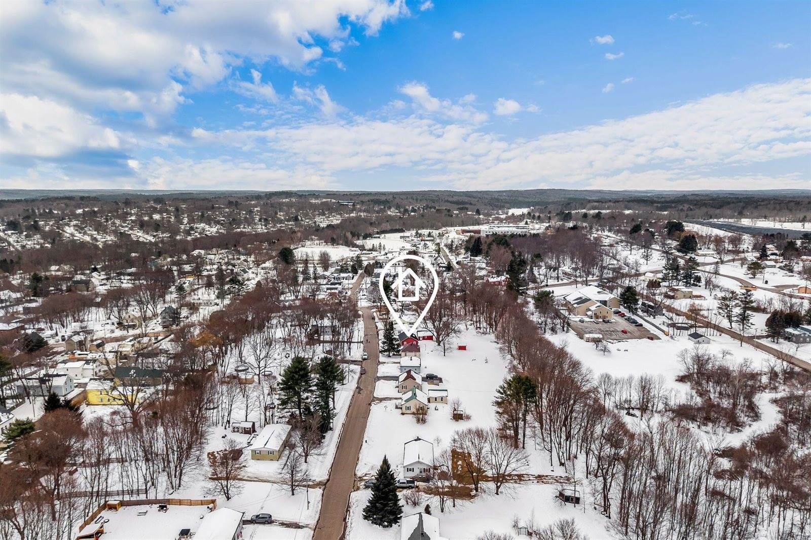 6 Hillcrest Street, Gardiner, ME 04345