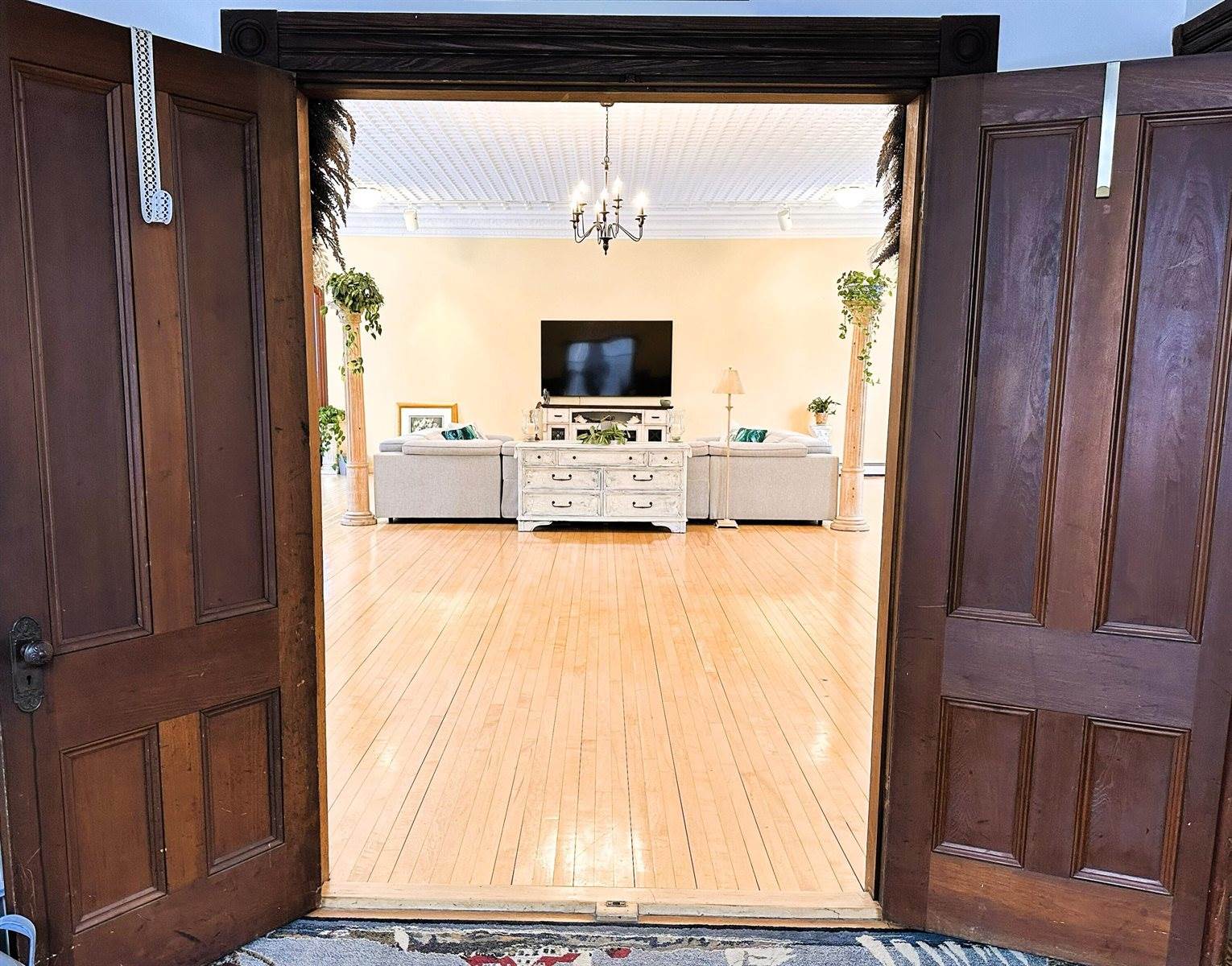 75 Main Road, Charleston, ME 04422