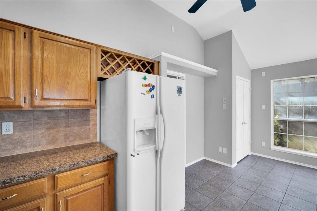 324 Faircrest Drive, Arlington, TX 76018