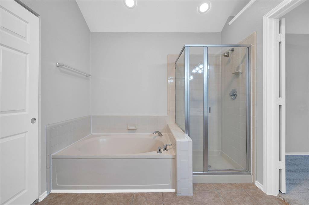 324 Faircrest Drive, Arlington, TX 76018