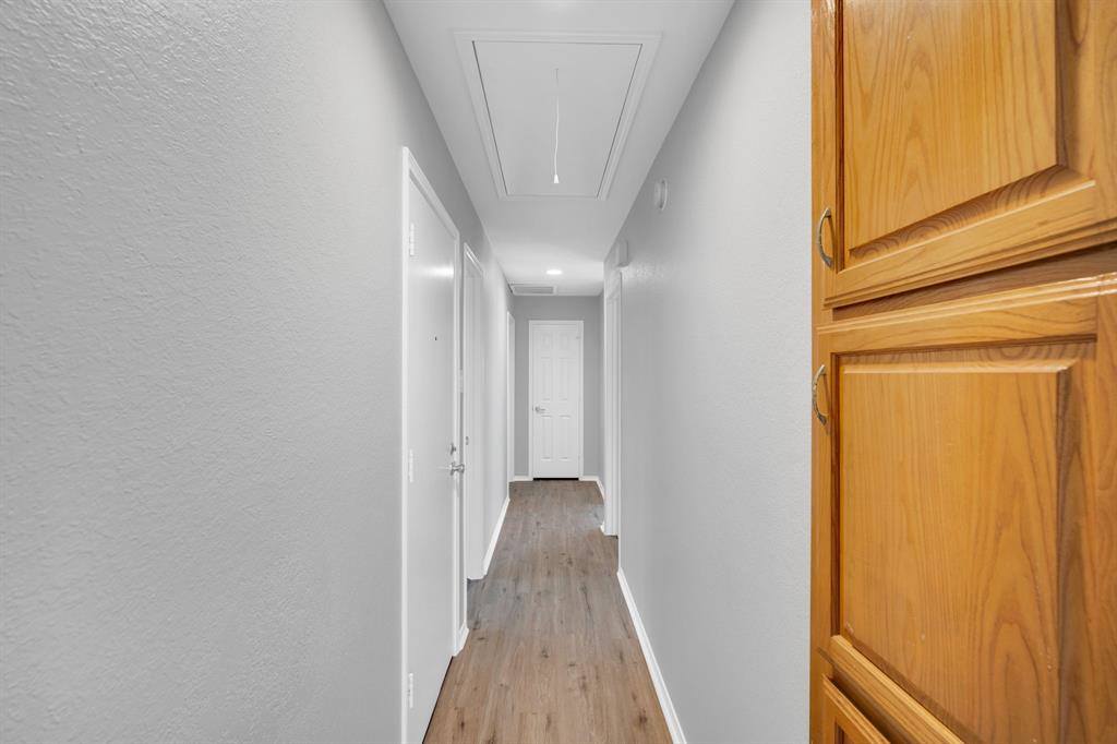 324 Faircrest Drive, Arlington, TX 76018