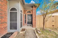324 Faircrest Drive, Arlington, TX 76018