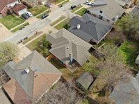 324 Faircrest Drive, Arlington, TX 76018
