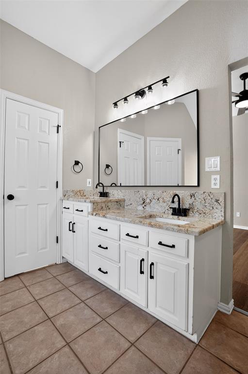 402 Taos Court East, Aledo, TX 76008