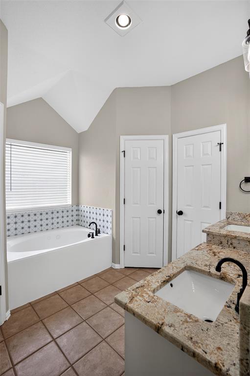 402 Taos Court East, Aledo, TX 76008