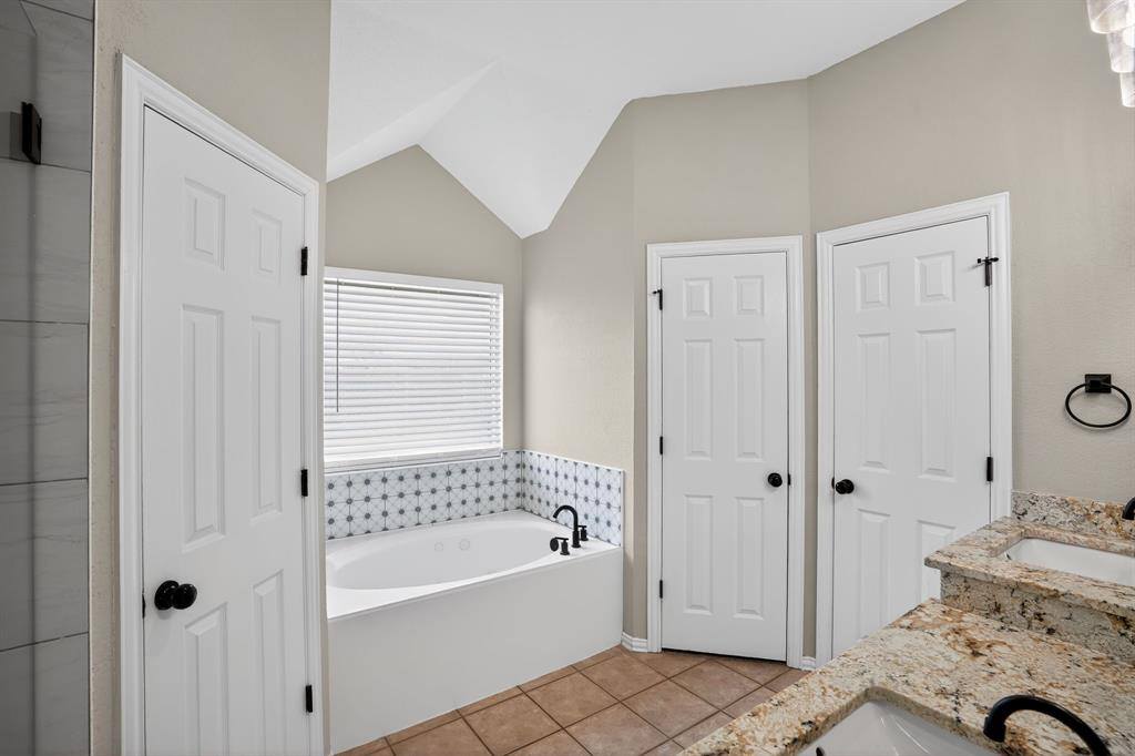 402 Taos Court East, Aledo, TX 76008