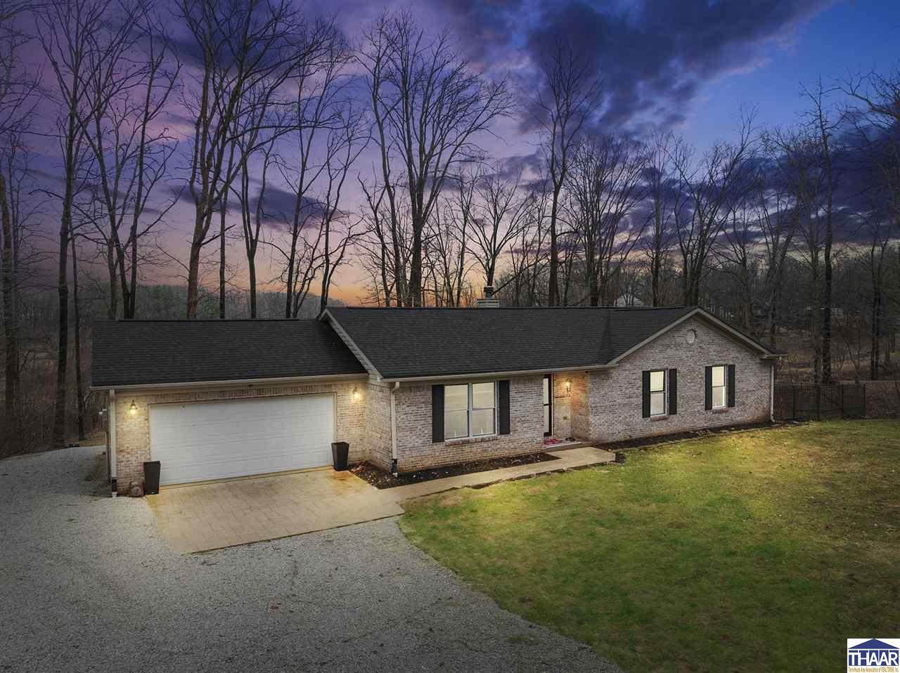 7967 East Oak, Rockville, IN 47872