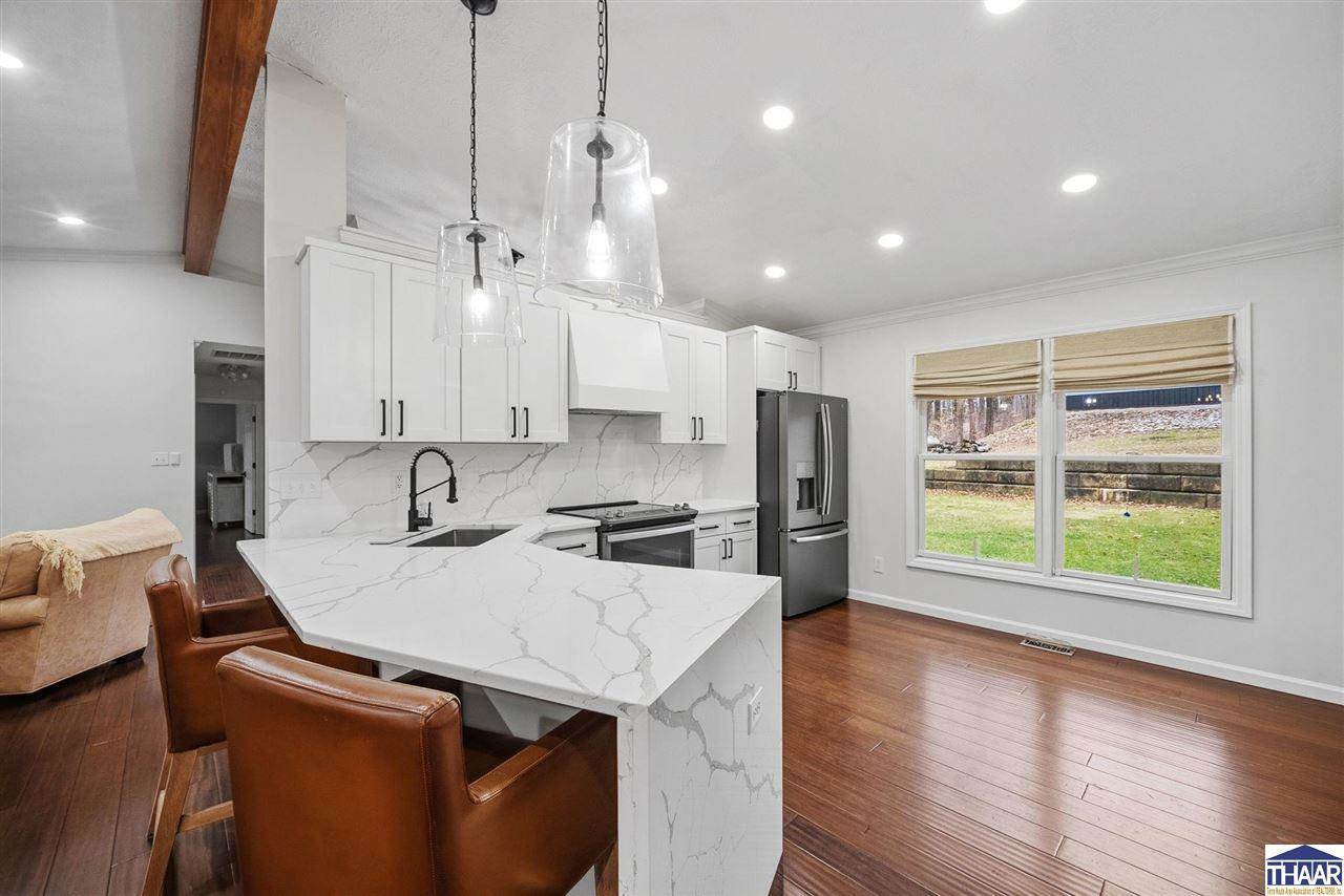 7967 East Oak, Rockville, IN 47872