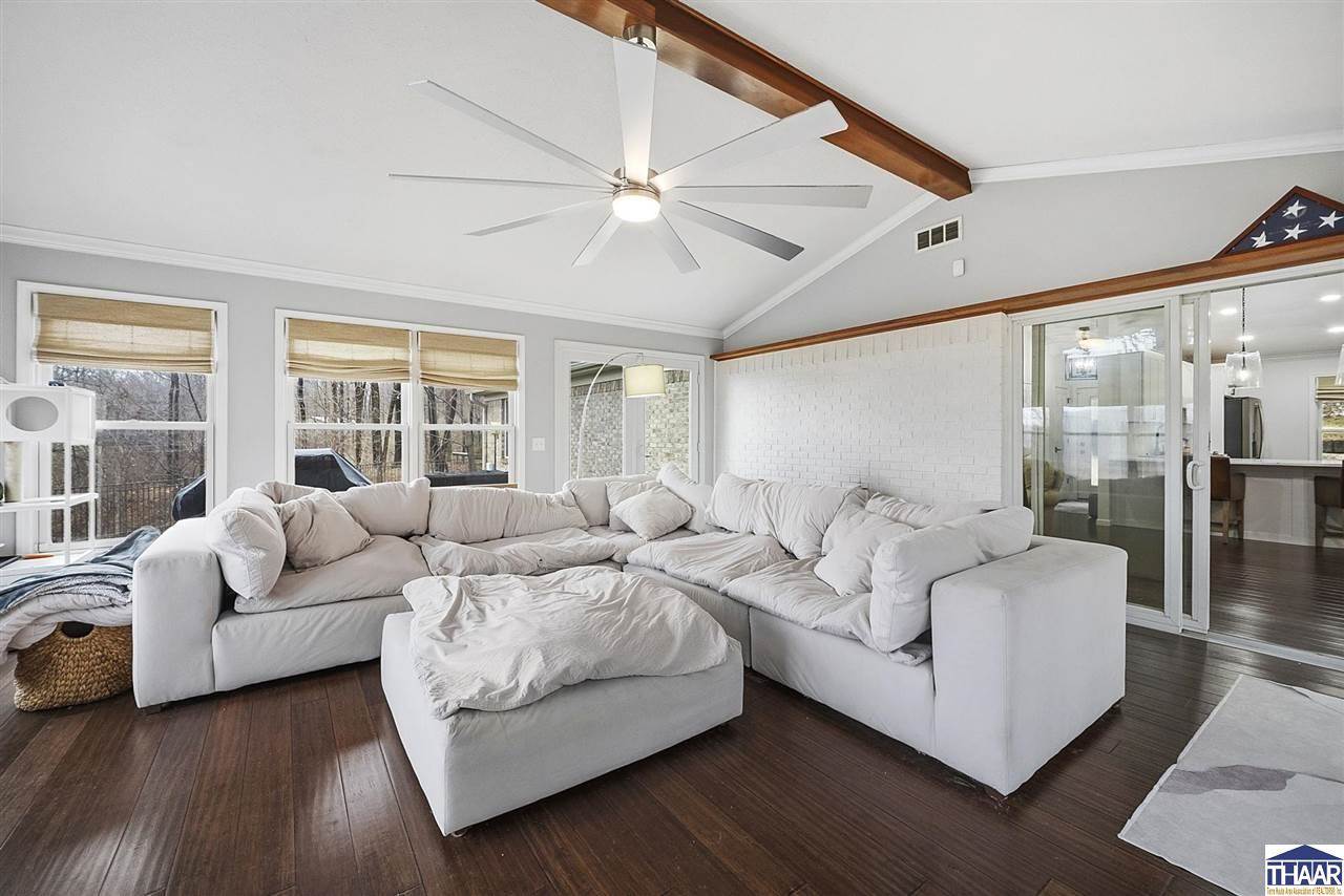 7967 East Oak, Rockville, IN 47872