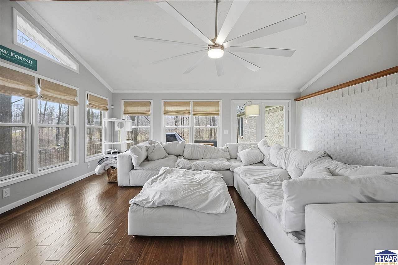 7967 East Oak, Rockville, IN 47872