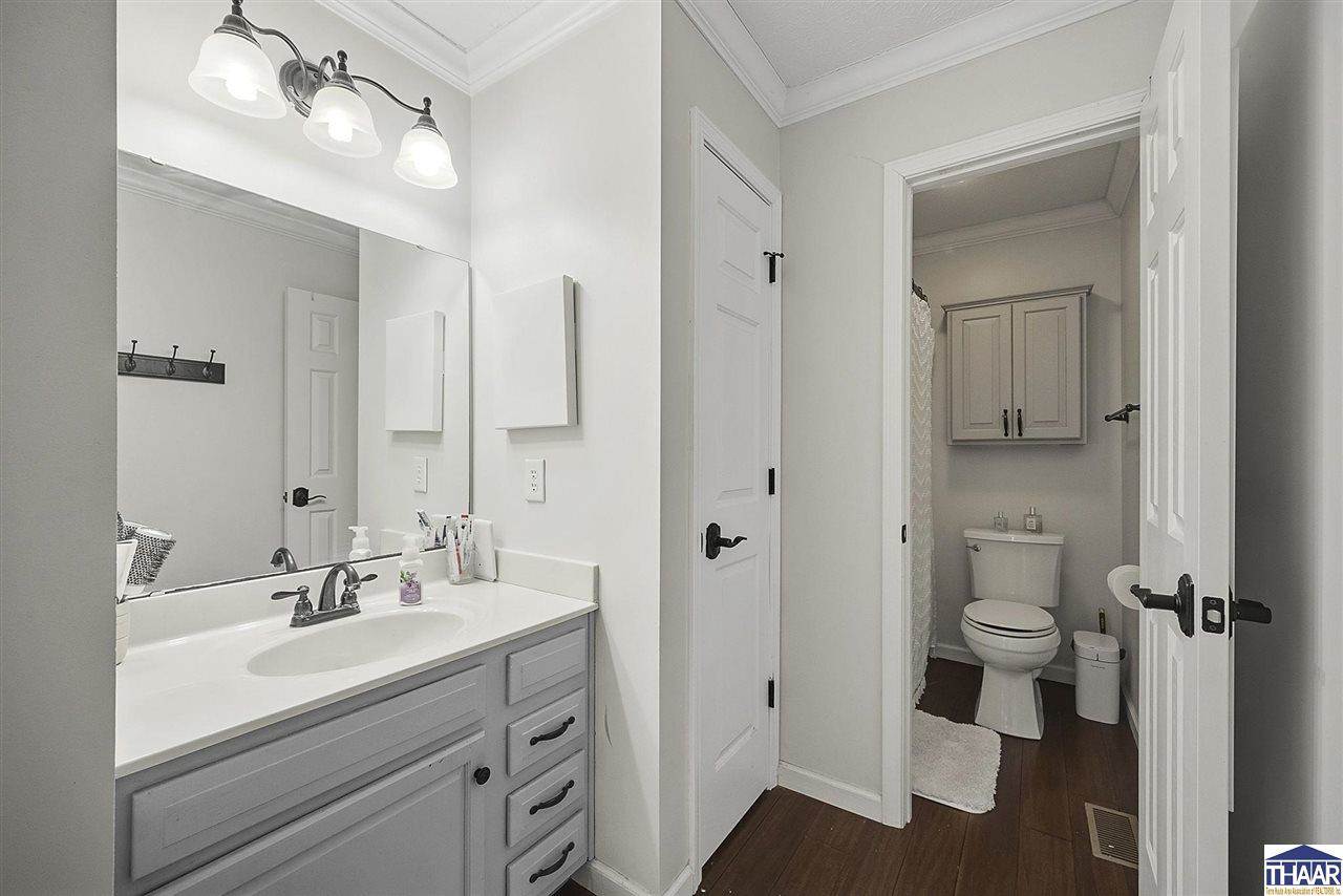 7967 East Oak, Rockville, IN 47872