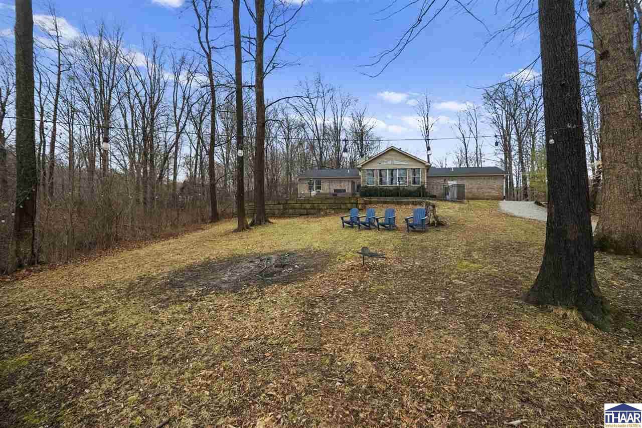 7967 East Oak, Rockville, IN 47872